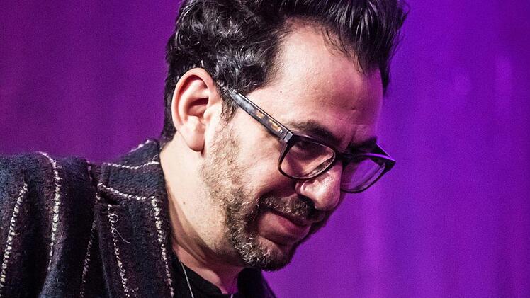 Der Pianist Omer Klein und der Kontrabassist Haggai Cohen-Milo gastiert erstmals in Coburg. Mit einem umjubelten Duoabend eröffneten sie die neue Saison von "Leise am Markt".Foto: Jochen Berger