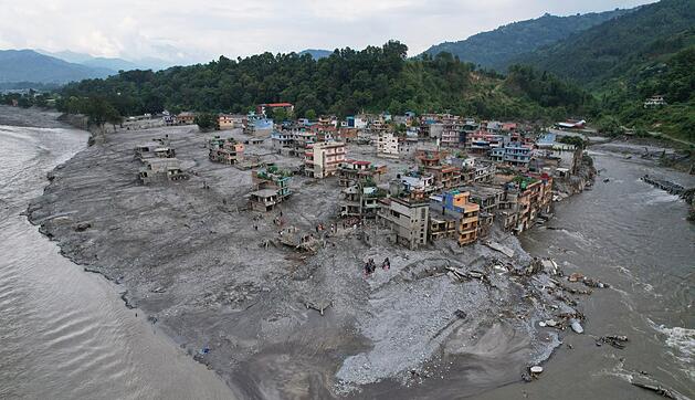 Sturzflut im Himalaya - Nepal