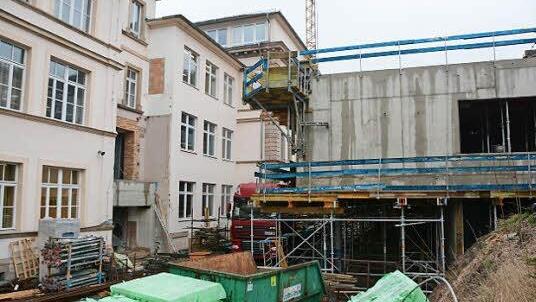 Die größte Ausgabe des Landkreises ist ein Teilbetrag von 1,4 Millionen Euro für den Verbindungsbau am MGF-Gymnasium. Foto: Dagmar Besand