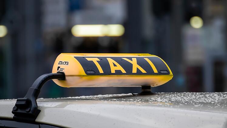Volkach: Großer Ärger um fehlende Taxis - Unternehmer weist Vorwürfe zurück
