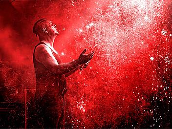 Stahlzeit: Rammstein-Tribute-Band bei Coburger Open-Air-Sommer 2025