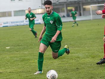 Orcun Hantal steht exemplarisch für die "jungen Wilden" des SV Bammersdorf. Zwölf Tore erzielte der 98er Jahrgang in sieben Einsätzen für den Zweiten der B-Klasse 3 ER/PEG.  Foto: Marie Möhrlein
