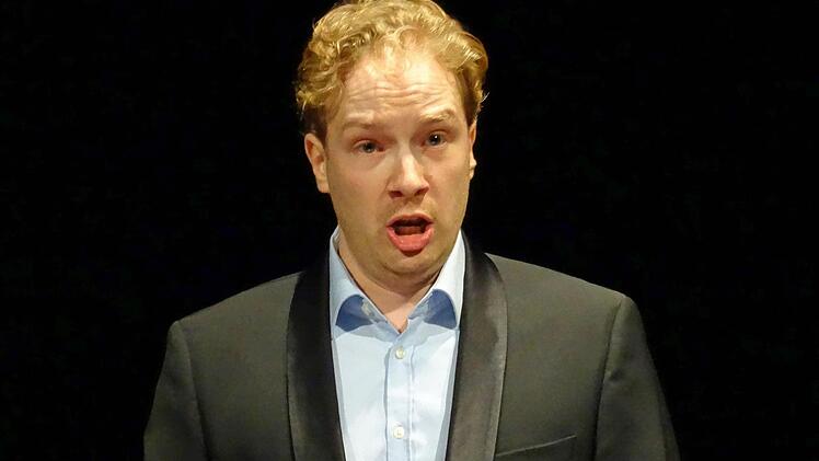 Der Tenor David Zimmer und Claudio Rizzi am Flügel gestalteten einen Liederabend im Theater in der Reithalle.