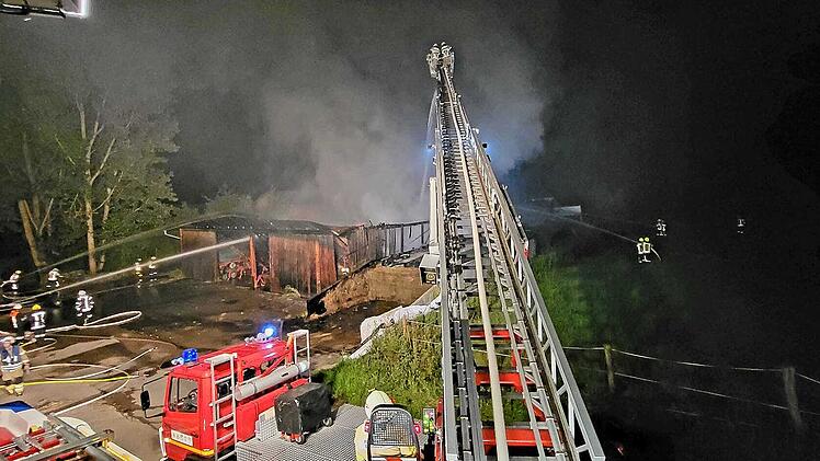 In Sonnefeld brannte ein landwirtschaftliches Anwesen.