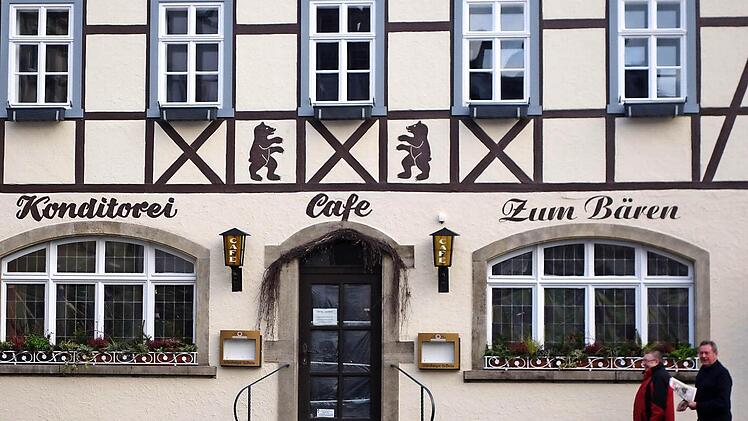 Das Gasthaus "Zum Bären" ist ein optischer Blickfang. Fotos: Heike Beudert
