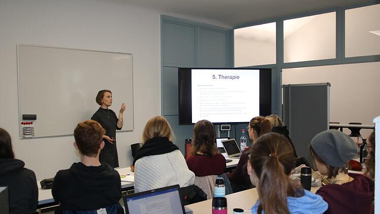 Als Gastdozentin leitete Gitta Hentschel das Blockseminar. Mirjam Stumpf