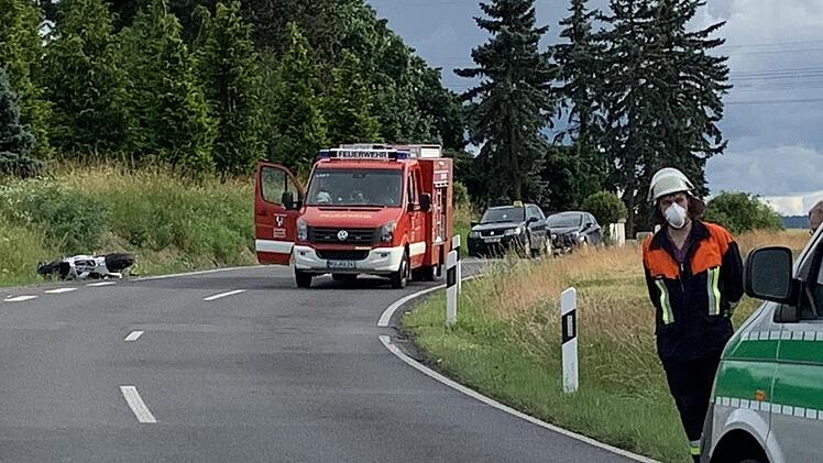 Bei Melkendorf verungl&uuml;ckte am Mittwochabend ein Motorradfahrer  schwer. Foto: Sonny Adam