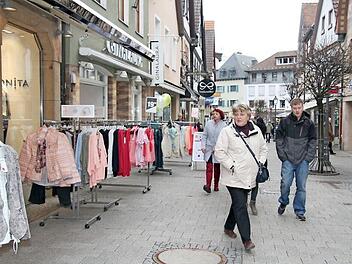 Einen Sonntagsbummel, wie hier beim Frühjahrsmarkt im März, wird es vielleicht in Kulmbach nicht mehr geben.  Foto: Archiv