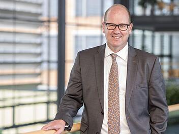 Klaus-Jürgen Heitmann ist neuer Vorstandssprecher der HUK-Coburg. Foto: HagenLehmann/HUK-Coburg