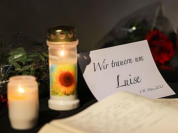 Freudenberg: Eltern der getöteten Luise verabschieden sich mit emotionalen Worten - "unsagbarer Schmerz"