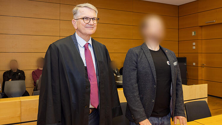 Freizeitpark-Geschäftsführer wegen Betrugs vor Gericht