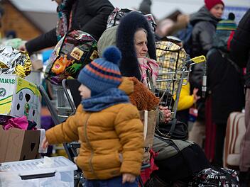 Immer mehr Menschen flüchten aus der Ukraine