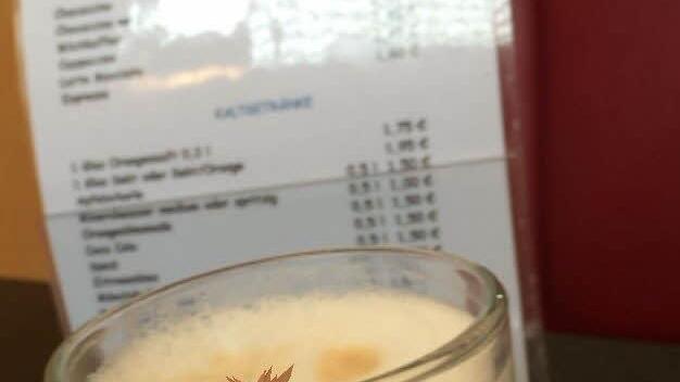 ... oder im Milchkaffee