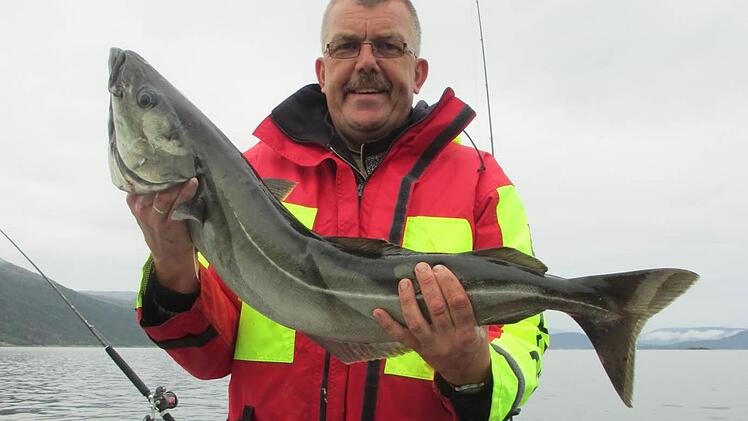 Stefan Drews mit einem Fang im Velfjord  Foto: privat