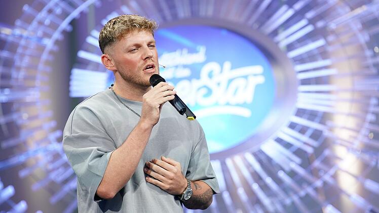 Maric Verch (31) brachte mit seinem gef&uuml;hlvollen Vortrag Jurorin Isi Gl&uuml;ck "fast zum Heulen" und sich unter die besten 30.