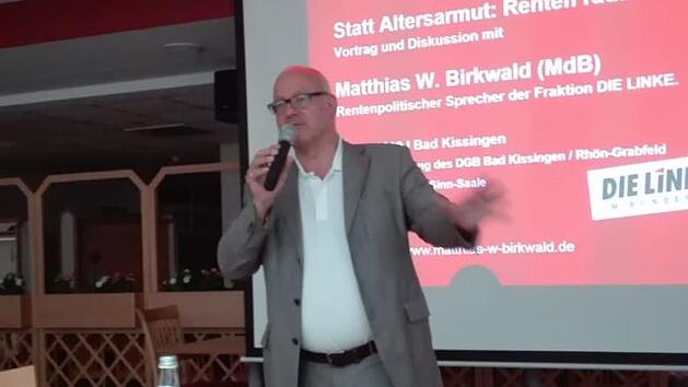 Der Rentenpolitische Sprecher der Bundestagsfraktion Die Linke, MdB Matthias B. Birkwald, im Burkardus-Wohnpark. Gerhard Klamet