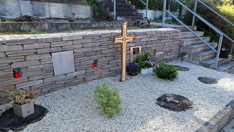 Hier ist Urnenbestattung in Muggendorf möglich.  Foto: Paul Pöhlmann