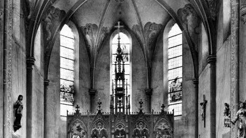 Fünfziger Jahre: mit Rosenkranz-Madonna im Barockstil und Wandmalereien.  Foto: BR-Archiv