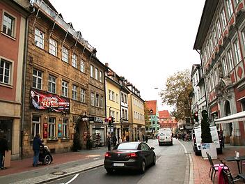 Wie geht es weiter für das Calimeros in Bamberg? Weil das Gebäude in der Langen Straße verkauft wird, ist auch die Zukunft des bekannten Lokals ungewiss. Foto: Sebastian Schanz