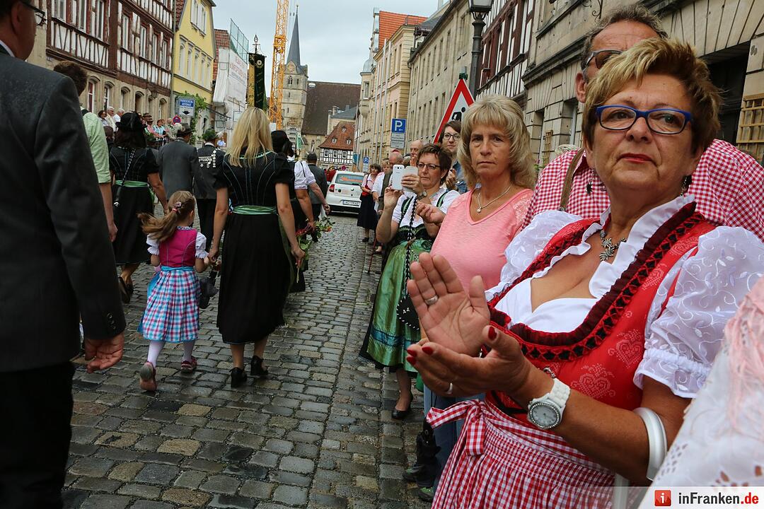 Kronacher Freischießen: Schützenauszug