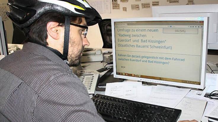 424 Teilnehmer haben den Fragebogen zum Radweg von Euerdorf nach Bad Kissingen online ausgefüllt, von den 16 700 verteilten Postkarten kam etwa jede Zehnte, genau 1689, ausgefüllt zurück. Im Februar will das Staatliche Bauamt die Ergebnisse mit den Kommunen diskutieren. Foto: Ralf Ruppert