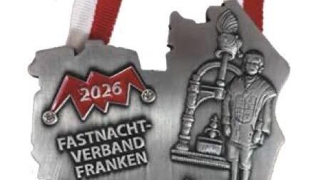 Der diesj&auml;hrige Orden des Fastnacht-Verbandes Franken zeigt die Symbolfigur des Herolds der HA-KA-GE 1960 e.V. &ndash; vorgestellt bei der Ordensverleihung in Hammelburg.