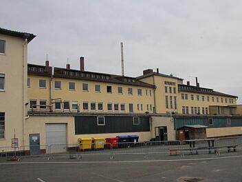 Ab nächstem Schuljahr könnten im Lindner-Gebäude  die Forchheimer Realschüler unterrichtet werden.  Doch in der Kreis-CSU regt sich Widerstand gegen die Pläne. Foto: Josef Hofbauer