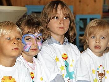 Die Lummerland-Kinder warteten gebannt auf den Zauberer. Am Wochenende feierte die Einrichtung ihr 20-jähriges Bestehen.