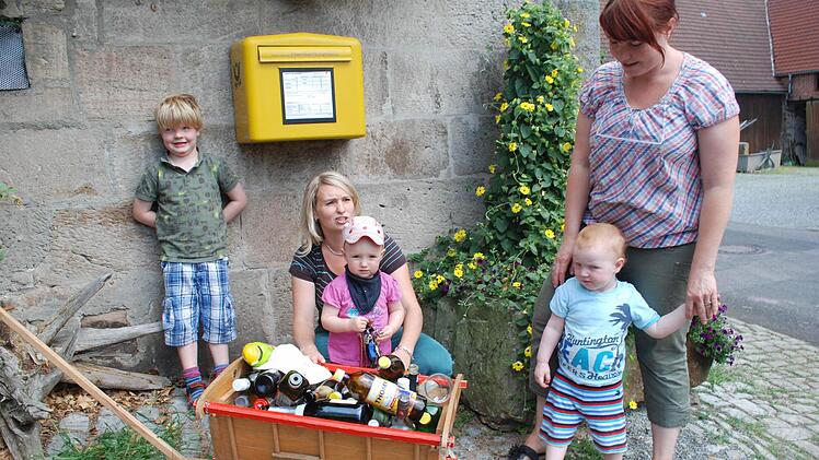Die Familien Vogel und Henger am "Marktplatz" von Ebersbrunn