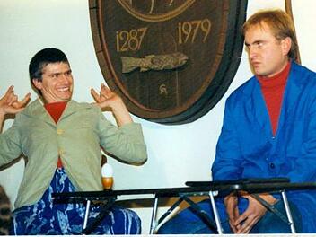 Bamberger Kleinkunstgeschichte schrieb Mäc Härder als Mitglied des legendären TBC-Trios (hier mit Helmut Vondran). Foto: privat