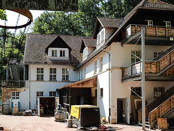 Die einstige Jugendherberge Wolfsschlucht wird auf lange Sicht zur Baustelle. Fotos: Matthias Hoch