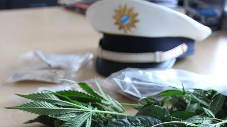 Die Polizei im Kreis Bad Kisisngen hat 2018 einen Anstieg vor allem bei Delikten mit weichen Drogen registriert. Foto: Benedikt Borst