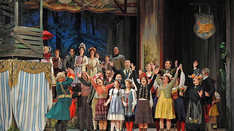 Szene aus dem "Vogelhändler" am Landestheater Coburg.Foto: Andrea Kremper