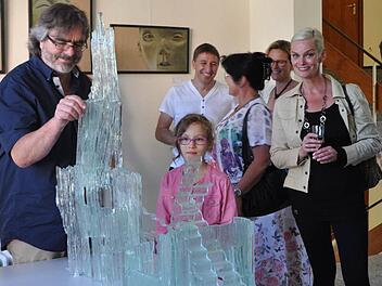Arnold Stapf bei der Ausstellungseröffnung. Foto: Jacqueline Vera Mihm
