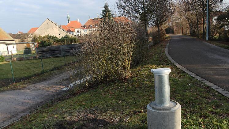 Grundwassermessstelle am Radweg durch Gremsdorf Foto: Christian Bauriedel