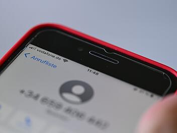 Bei diesen Telefonnummern solltest du hellhörig werden