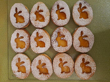 Gef&uuml;llte Osterpl&auml;tzchen