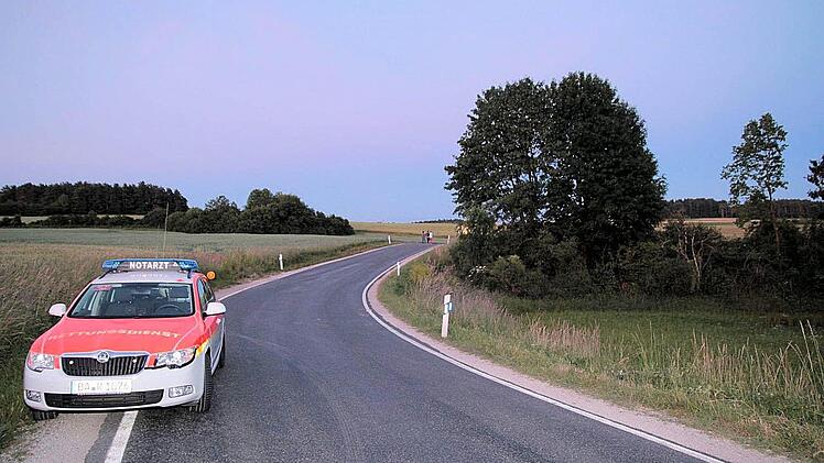 Eine Frau aus dem Raum Deggendorf ist am Sonntagabend bei Neudorf schwer gestürzt. Foto: Ferdinand Merzbach