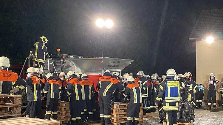 Erneut Gewitter mit Starkregen: Oberfranken kämpft gegen Wassermassen
