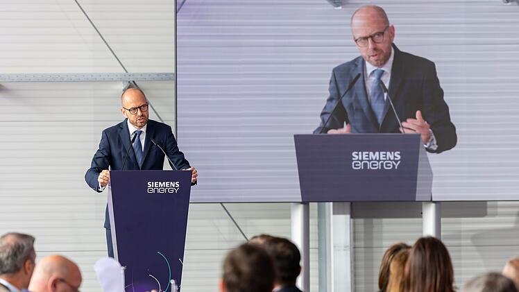 Grundsteinlegung Transformatorenwerk Siemens Energy
