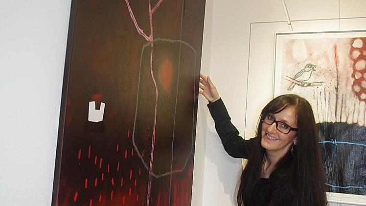 "Faded" - verblüht: So heißt das 160 auf 100 Zentimeter große Kunstwerk, das Monika Pellkofer-Grießhammer 2012 in Mischtechnik auf Leinwand gemalt hat.  Foto: Heike Schülein