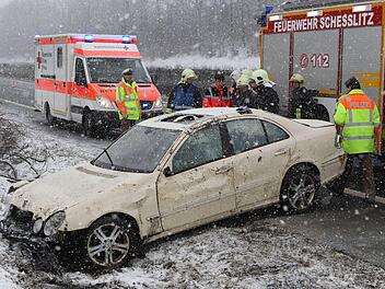 20.000 Euro Sachschaden sind die Bilanz eines Unfalls am Dienstag auf der Autobahn 70. Foto: News5/Herse
