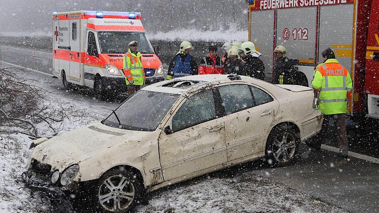 20.000 Euro Sachschaden sind die Bilanz eines Unfalls am Dienstag auf der Autobahn 70. Foto: News5/Herse