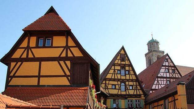 Wegen seines sp&auml;tmittelalterlichen Stadtbilds: Dinkelsb&uuml;hl wurde vom Reisemagazin Geo  in die Reihe "Traumort des Tages" aufgenommen. Foto: pixabay.com/hhach