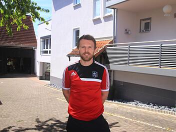 Rafael Brand ist überzeugter Wahl-Schlimpfhofer und Kapitän der DJK.  Foto: Johannes Wolf