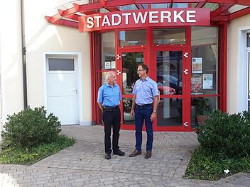 Michael Garhamer (rechts) tritt die Nachfolge von Günter Schneider (links) an. Foto: Rolf Pralle