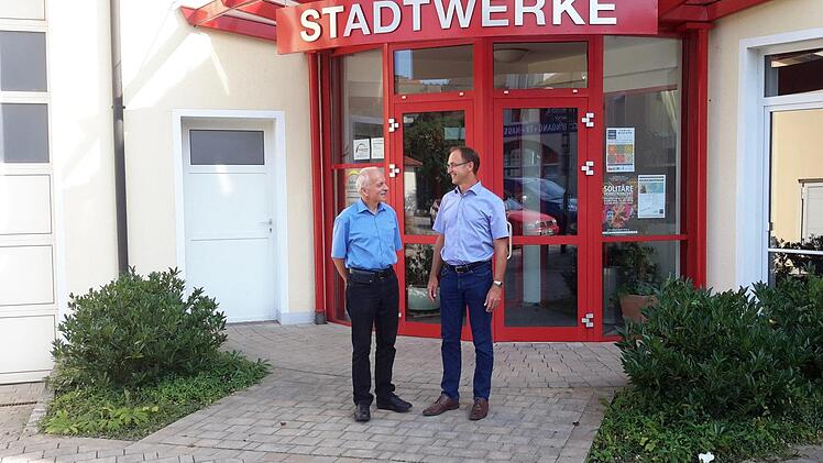 Michael Garhamer (rechts) tritt die Nachfolge von Günter Schneider (links) an. Foto: Rolf Pralle