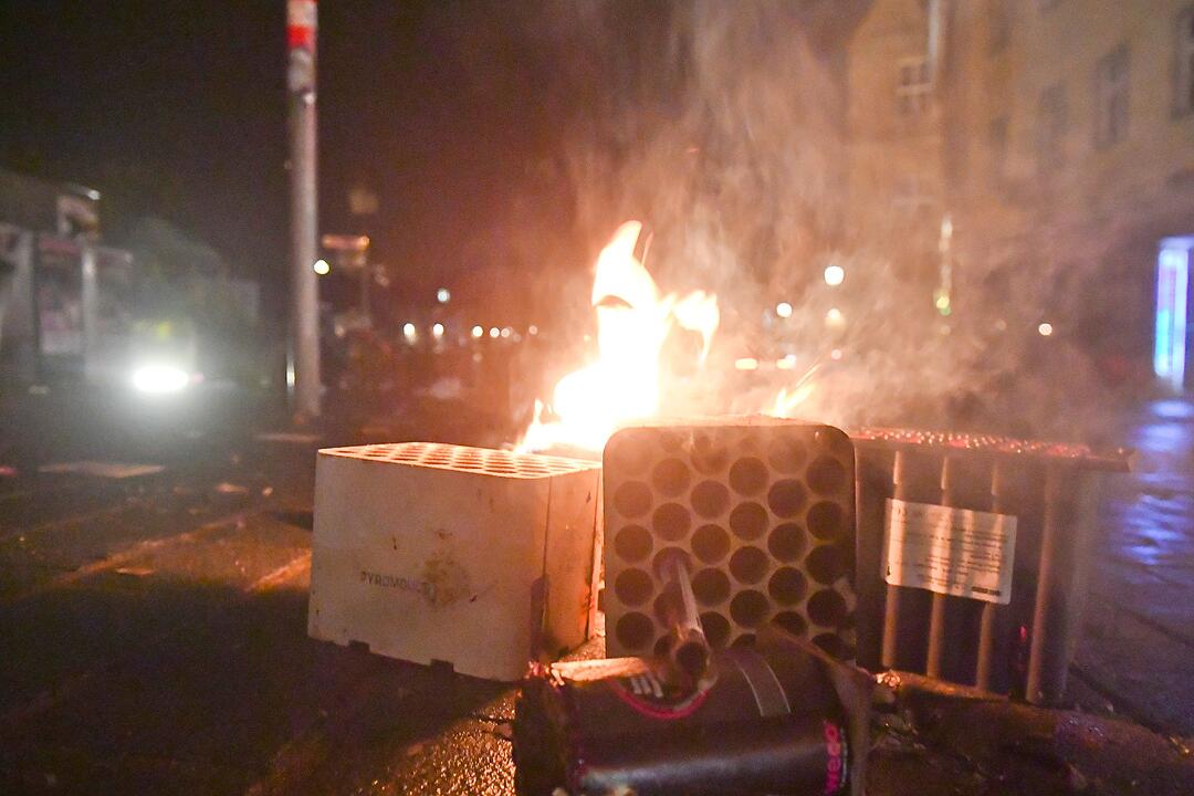 Impressionen von der Silvesternacht: So feierte Bamberg den Jahreswechsel