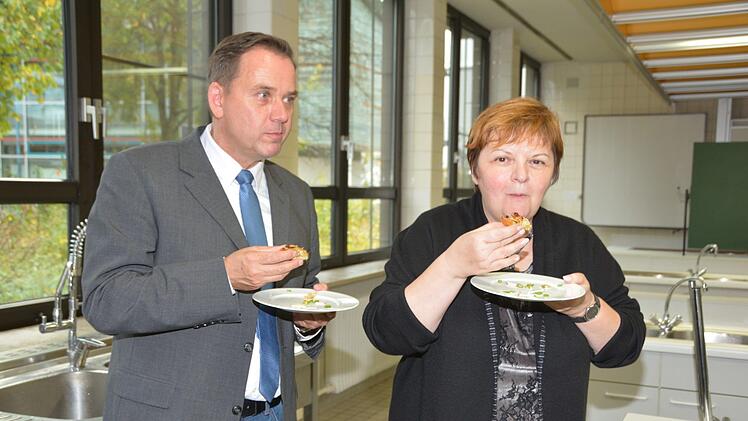 Impressionen vom Kennenlerntreffen mit Probekochen der Kochduell-Kandidaten Foto: Dagmar Besand