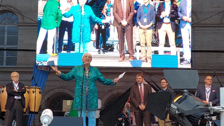 Coburger Samba-Festival 2022 in Bildern: so bunt und energiegeladen wurde gefeiert